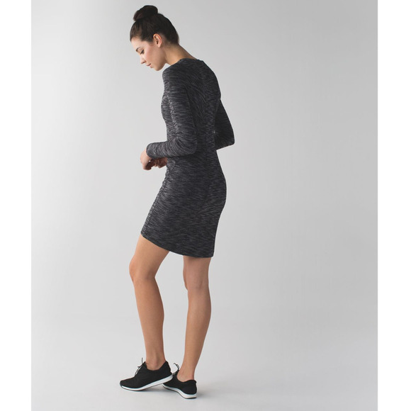 Lululemon Slim Long Sleeve Casual Mini Dress 8 NWOT - Picture 3 of 13